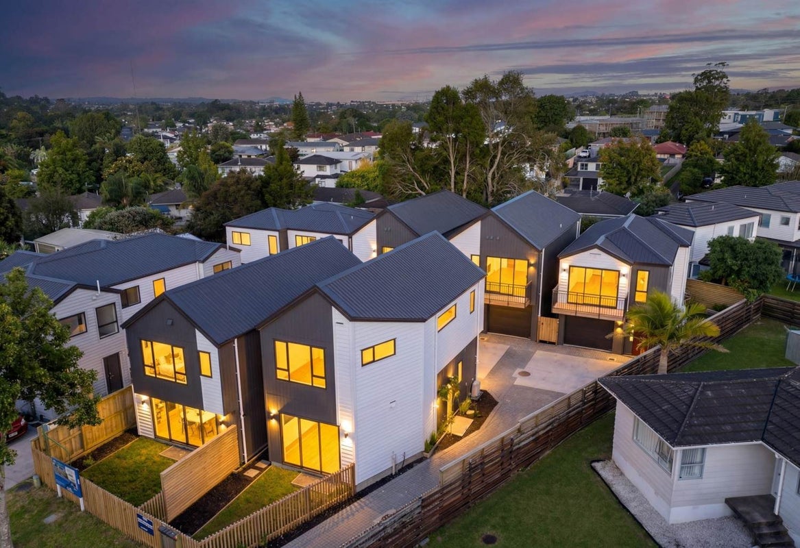10 Starling Place, Ranui, Auckland - Carousel 2