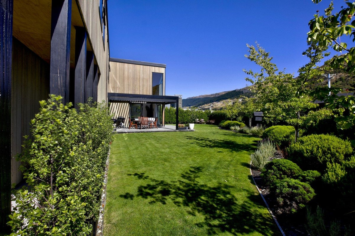 11 Stewart Street, Frankton, Queenstown - Carousel 1
