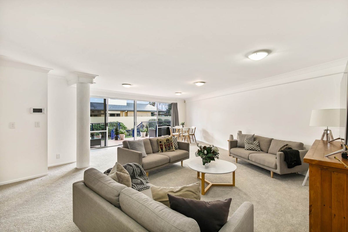 0 Hibiscus Coast Highway, Waiwera, Orewa - Carousel 1