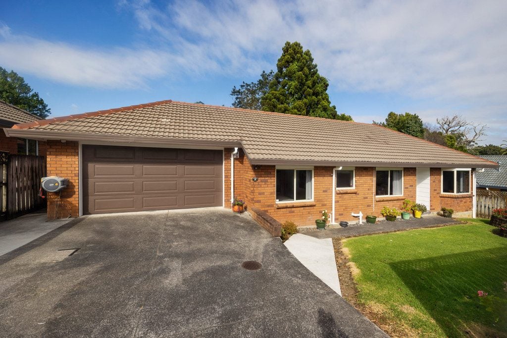 10 Davern Lane, New Lynn, Auckland - Carousel 1