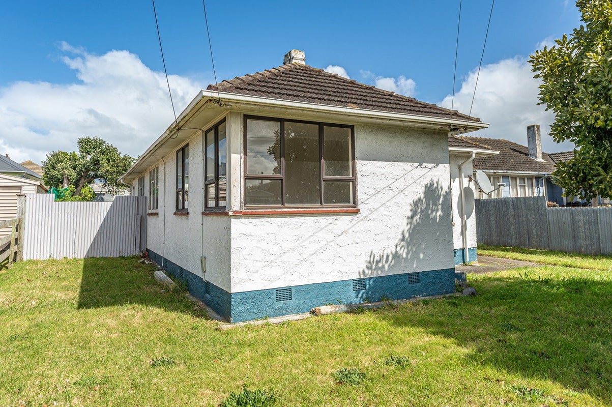 59 Puriri Street, Gonville, Whanganui - Carousel 2