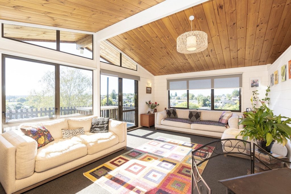 9 Hatea Place, Dinsdale, Hamilton - Carousel 2