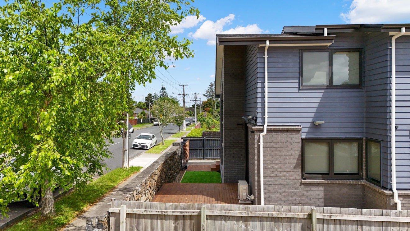 16 Margate Road, Blockhouse Bay, Auckland - Carousel 11