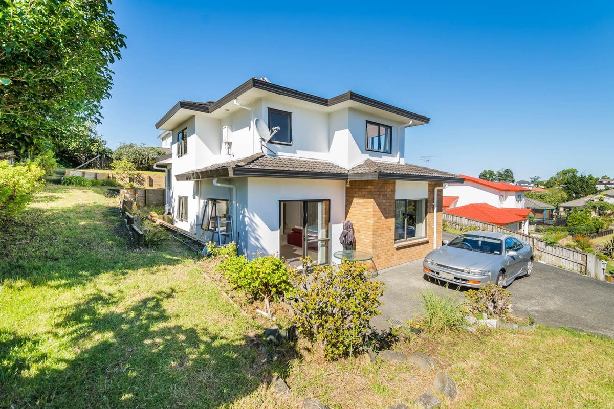 23 Crimson Park, Oteha, Auckland - Carousel 2