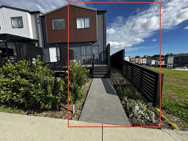 168 Long George Drive, Totara Park, Auckland - Carousel 2