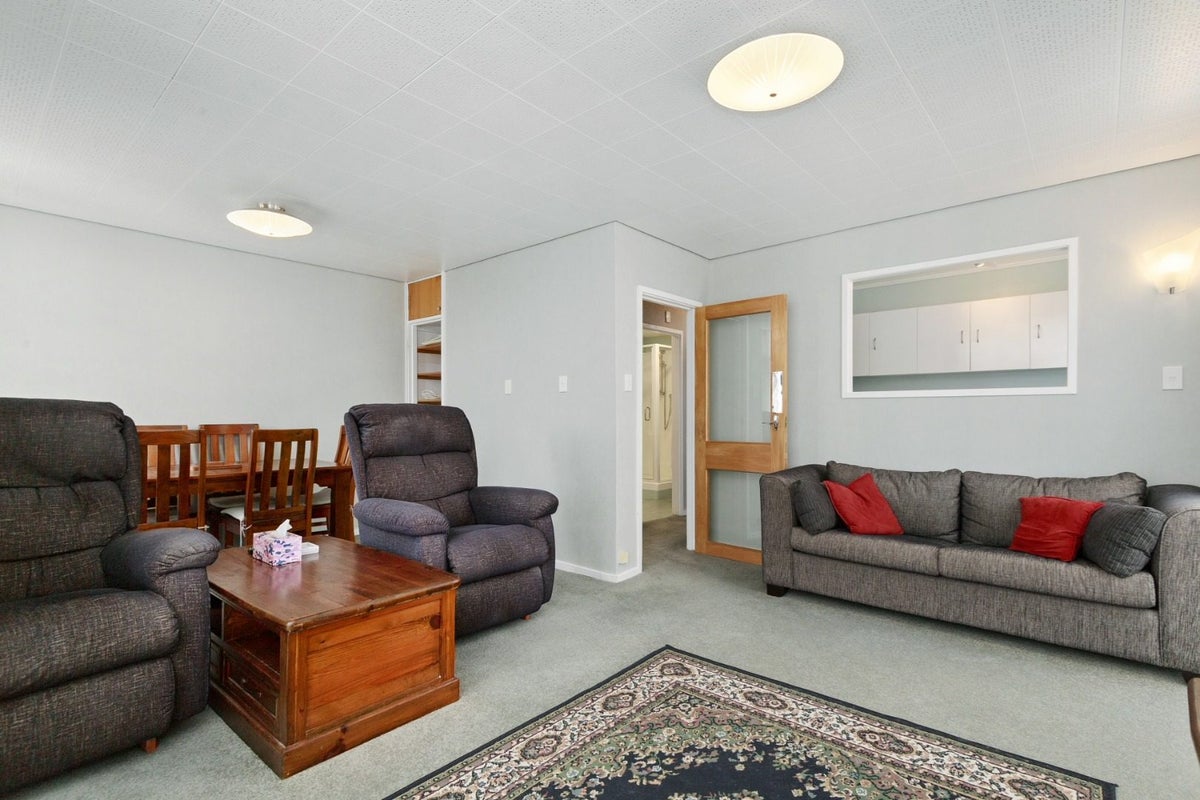 5 Levy Street, Mount Victoria, Wellington - Carousel 2