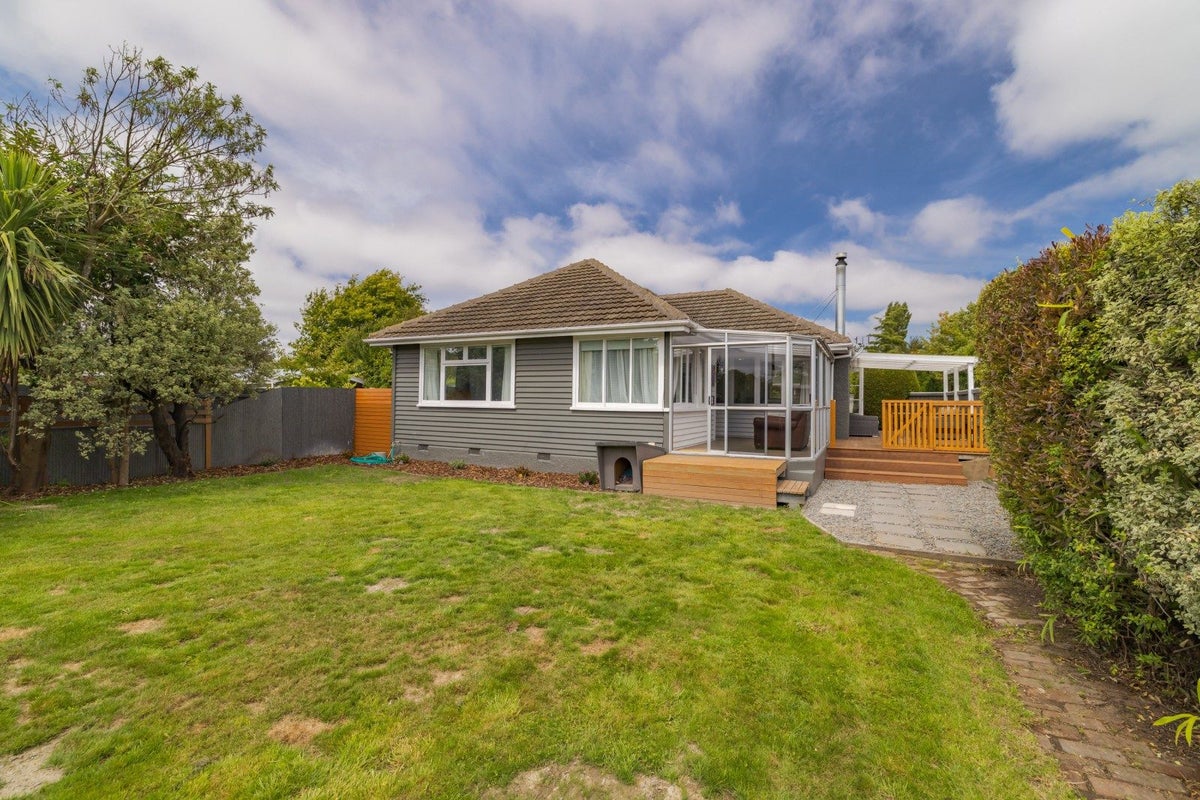 66 Winters Road, Redwood, Christchurch - Carousel 1