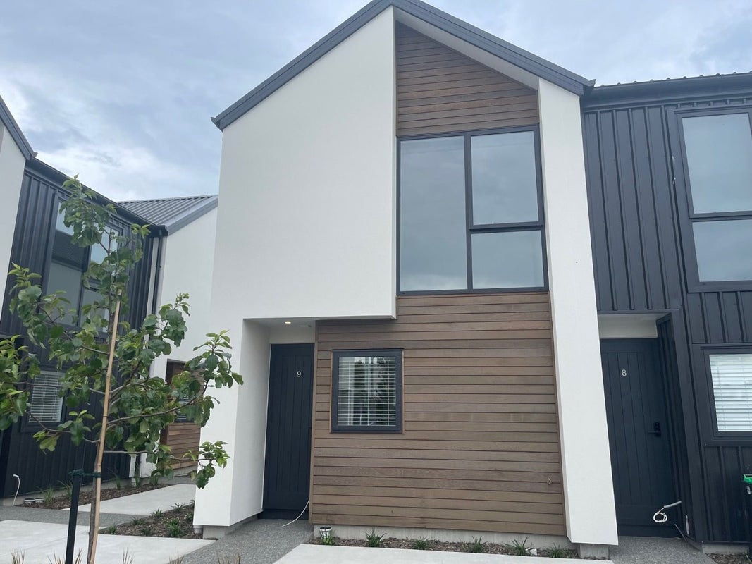 9/27 New Brighton Road, Shirley, Christchurch - Carousel 1