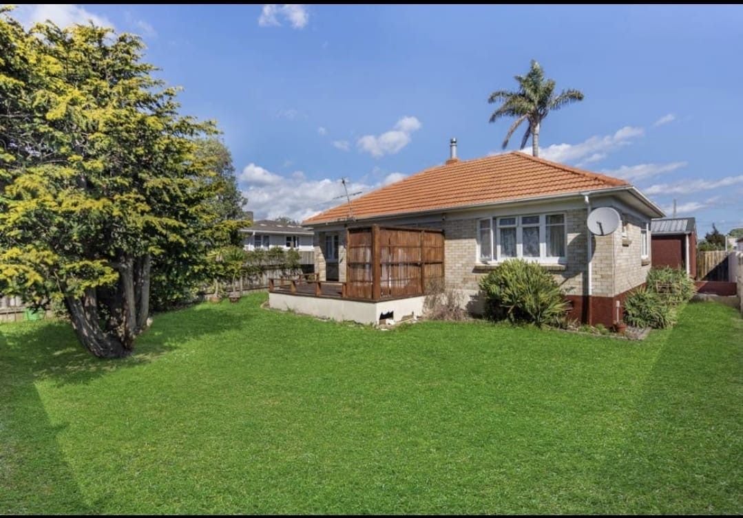 33 Walters Road, Takanini, Auckland - Carousel 1