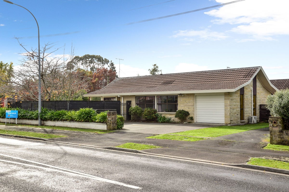 1A Winstone Avenue, Chartwell, Hamilton - Carousel 2