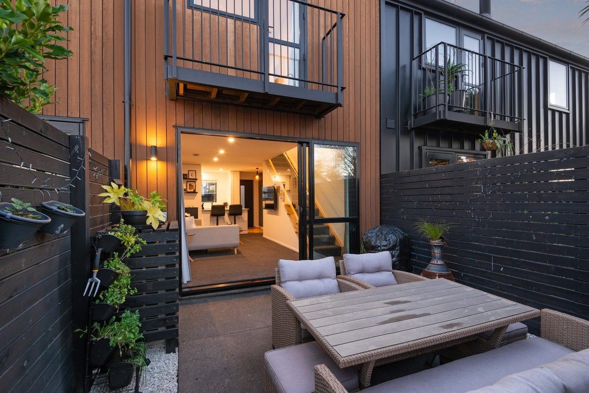 15F Cheltenham Street, Merivale, Christchurch - Carousel 1