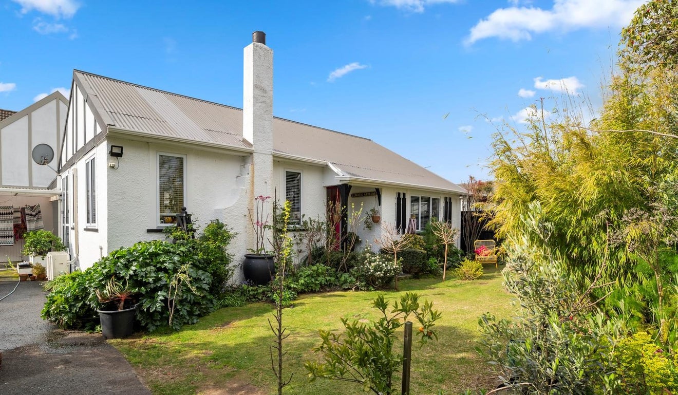 43B Robertson Street, Glenholme, Rotorua - Carousel 2