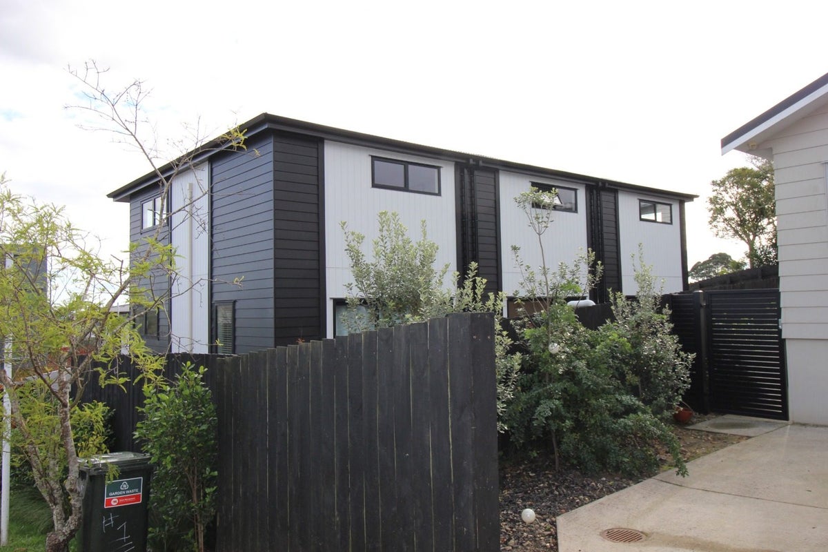 1C Stott Avenue, Birkdale, Auckland - Carousel 15