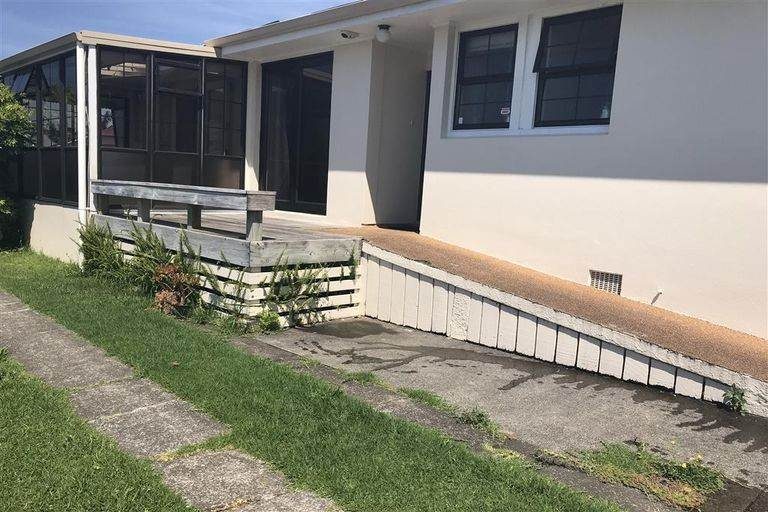 4 Bellevue Road, Brookfield, Tauranga - Carousel 13