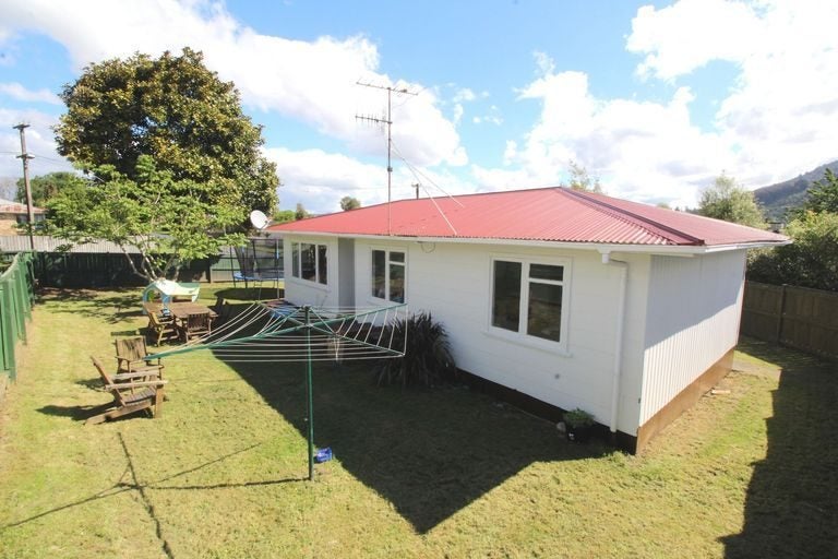 9 Ian Street, Koutu, Rotorua - Carousel 1
