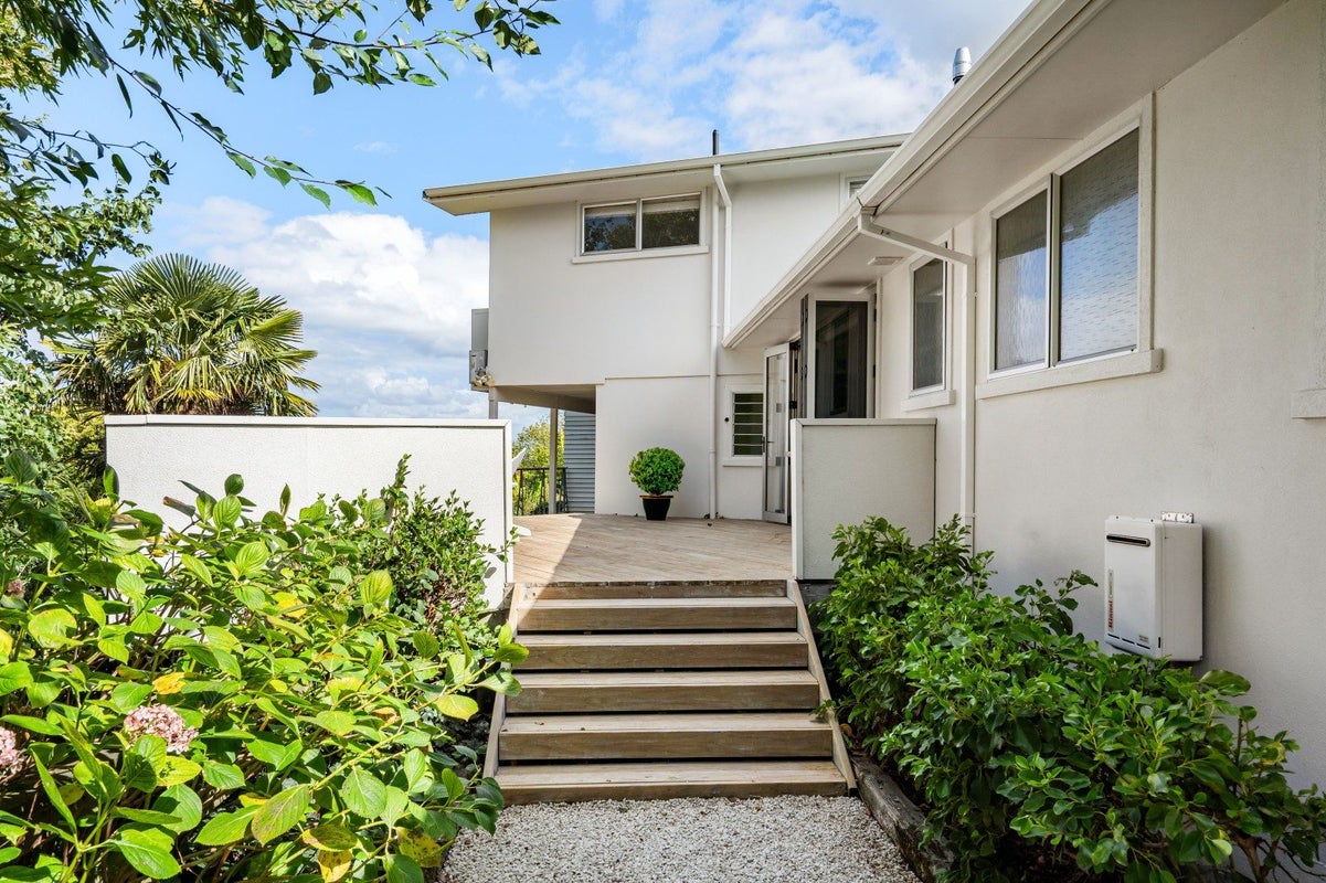 33 Simla Terrace, Hospital Hill, Napier - Carousel 16