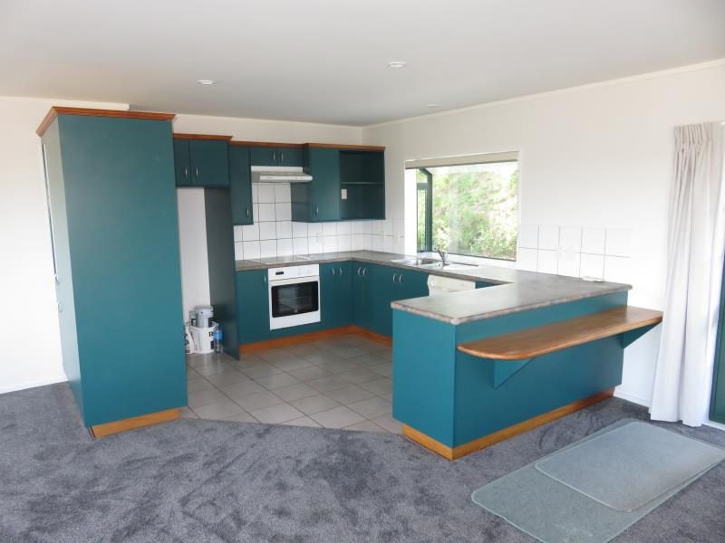 34B Woodridge Drive, Woodridge, Wellington - Carousel 1