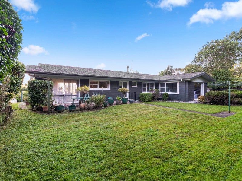 22 Russell Crescent, Western Heights, Rotorua - Carousel 2