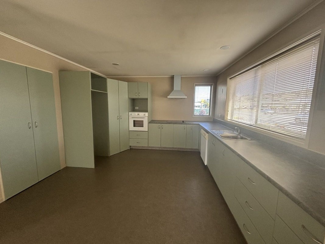 441 Thames Highway, Oamaru North, Oamaru - Carousel 2