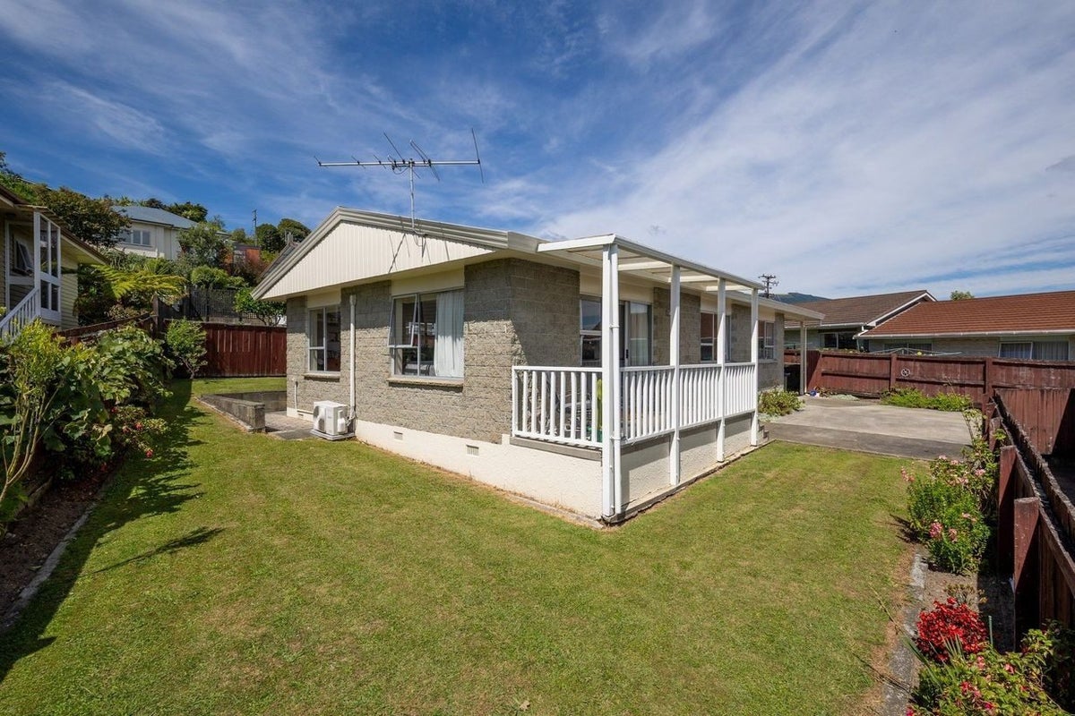 2/225 Annesbrook Drive, Wakatu, Nelson - Carousel 1