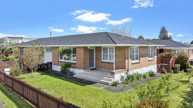 39 Kenderdine Road, Papatoetoe, Auckland - Carousel 1