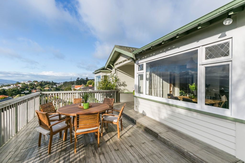 47 Ponsonby Road, Karori, Wellington - Carousel 1