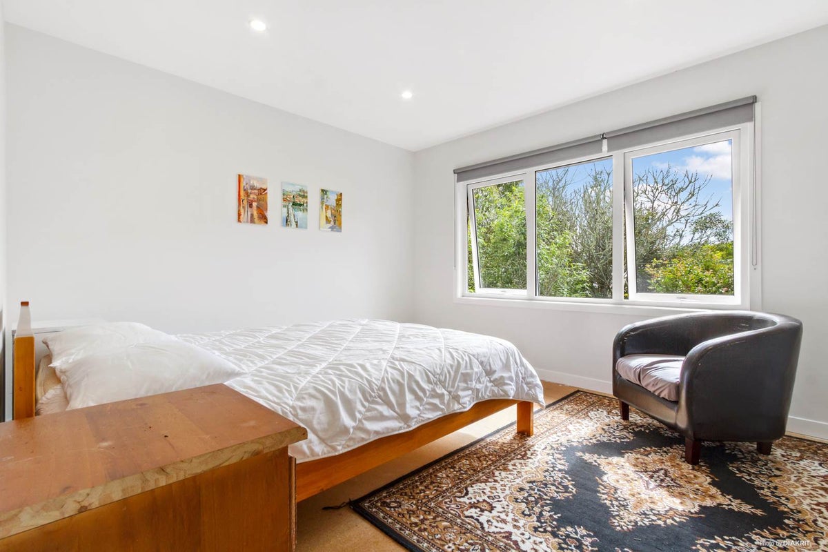 17 Annison Avenue, Glen Eden, Auckland - Carousel 2