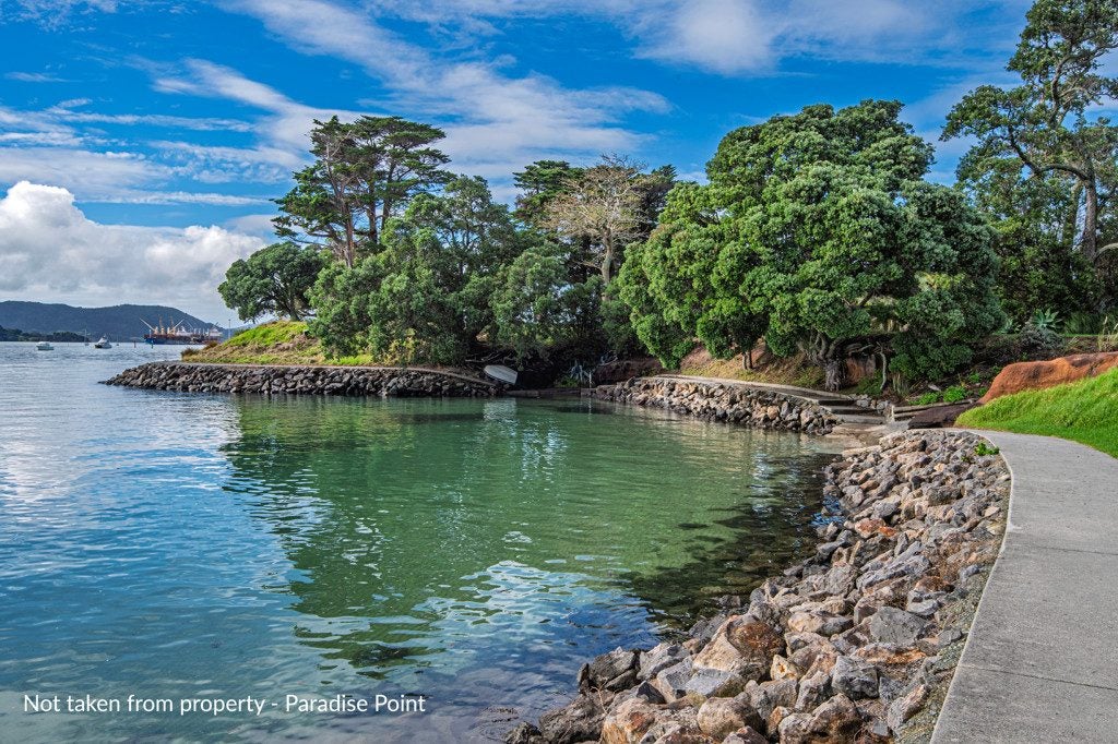 13 Paradise Point Place, One Tree Point, Whangarei - Carousel 1