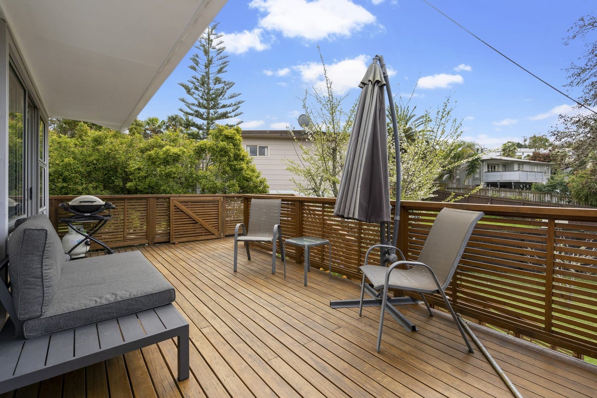 35 Matama Road, Glen Eden, Auckland - Carousel 2