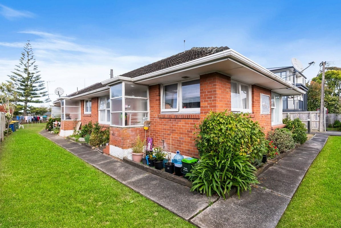 3/32 Karaka Street, Takapuna, North Shore City, Auckland - Carousel 2