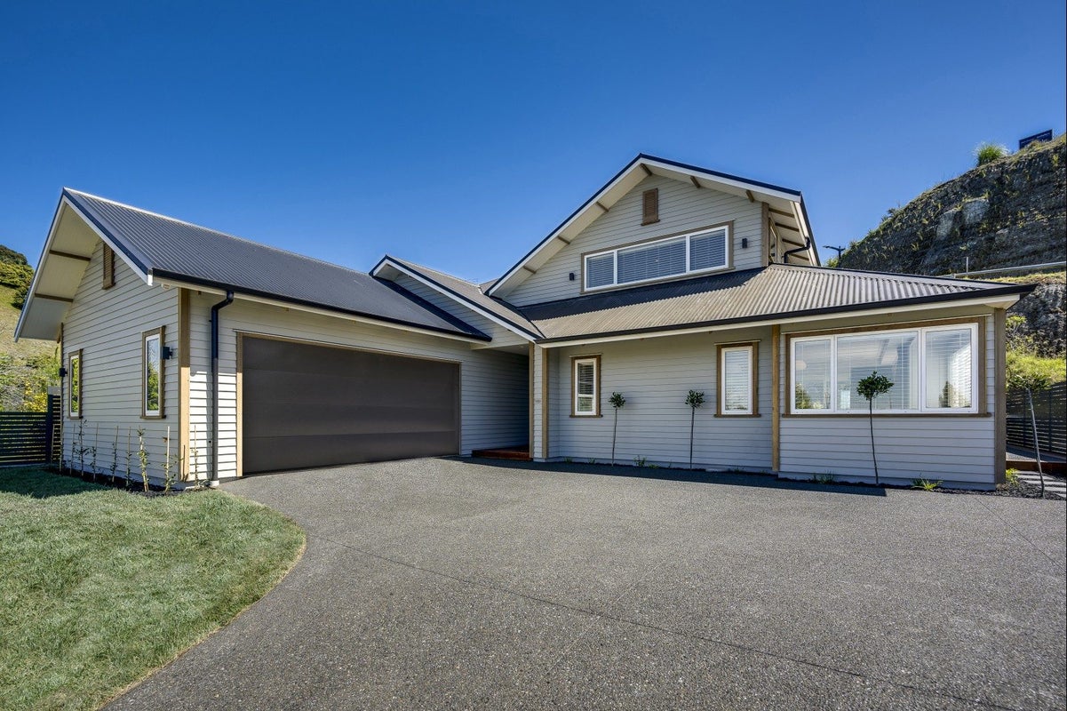 71 Oak Road, Poraiti, Napier - Carousel 26