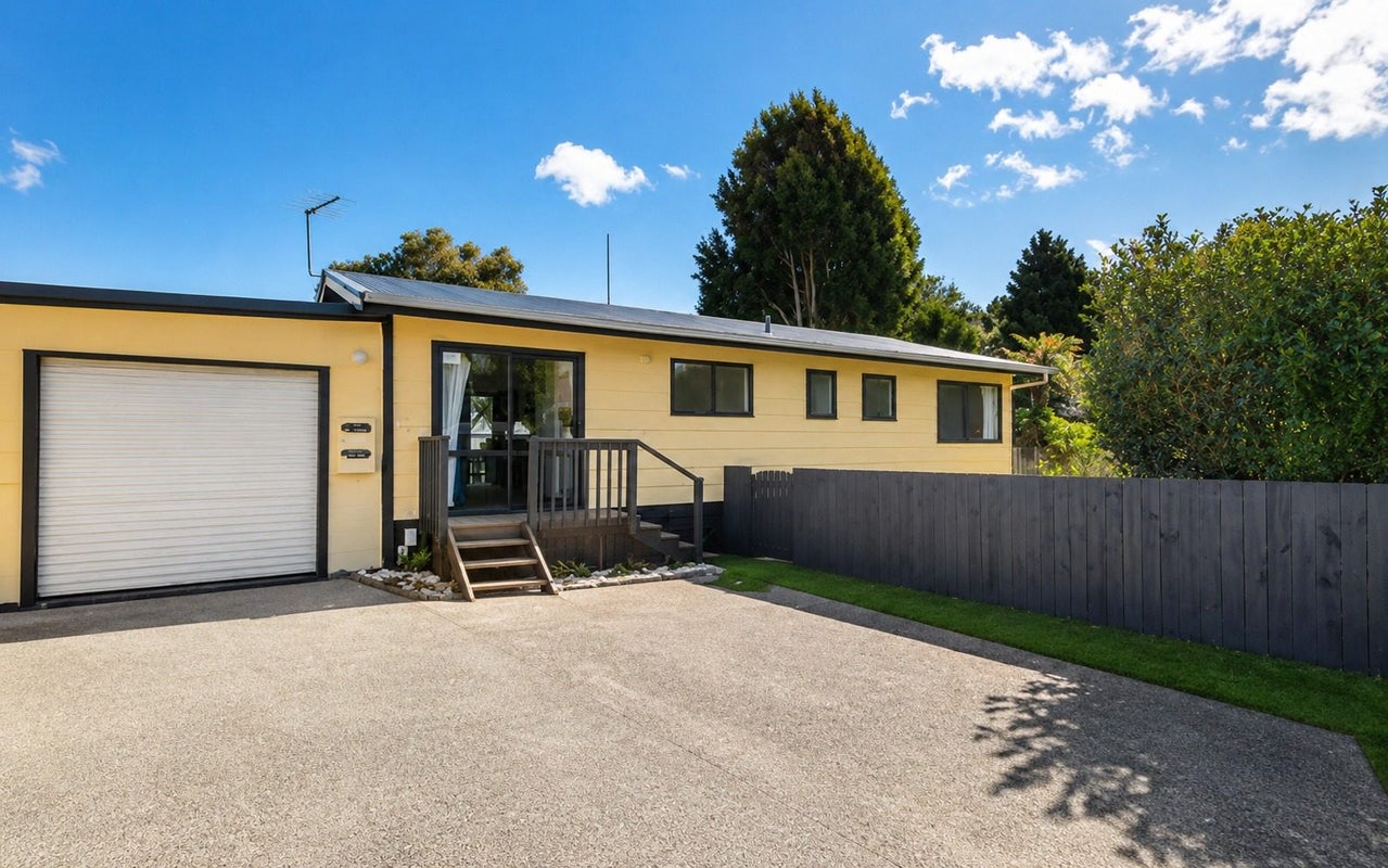 7 Onyx Place, Pukehangi, Rotorua - Carousel 1