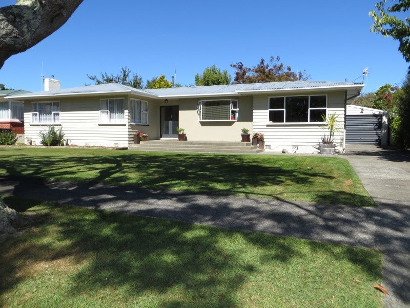 6 Squires Place, Awapuni, Palmerston North - Carousel 2