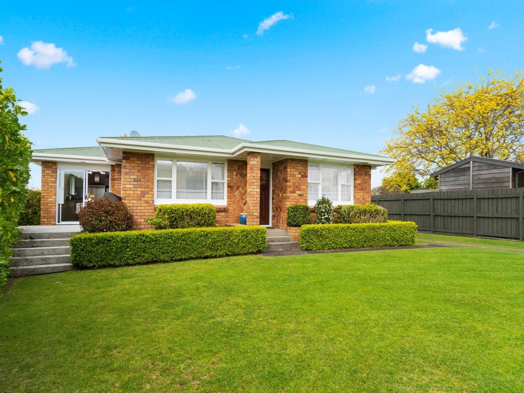 15 Darraghs Road, Brookfield, Tauranga - Carousel 15