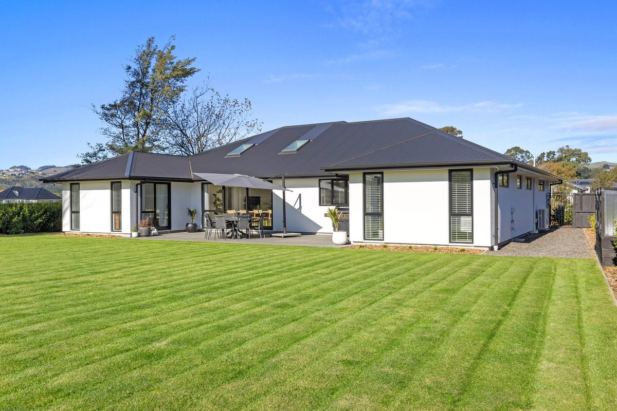3 Shorthorn Lane, Halswell, Christchurch - Carousel 27