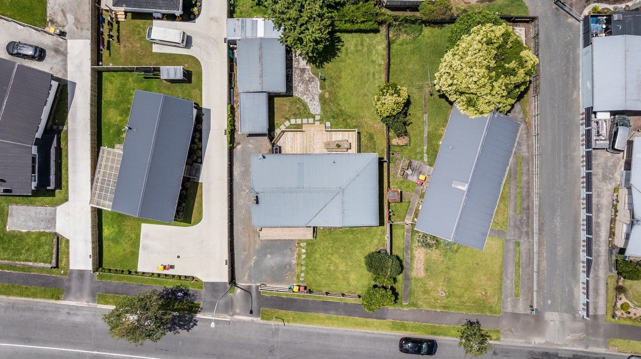 17 Lethborg Street, Dinsdale, Hamilton - Carousel 1