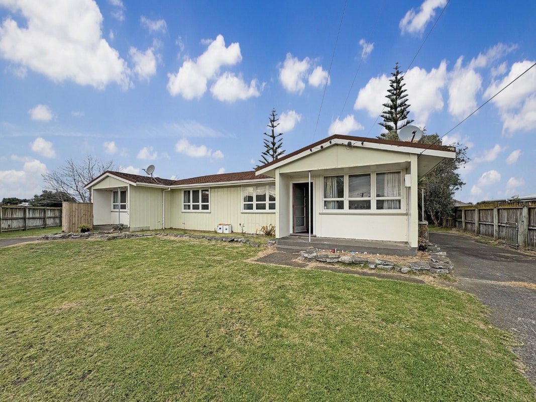 7 Armstrong Place, Gonville, Whanganui - Carousel 2