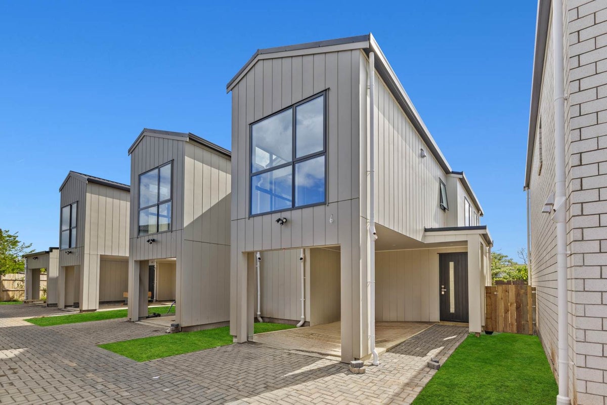 3 Tawa Crescent, Manurewa, Auckland - Carousel 2