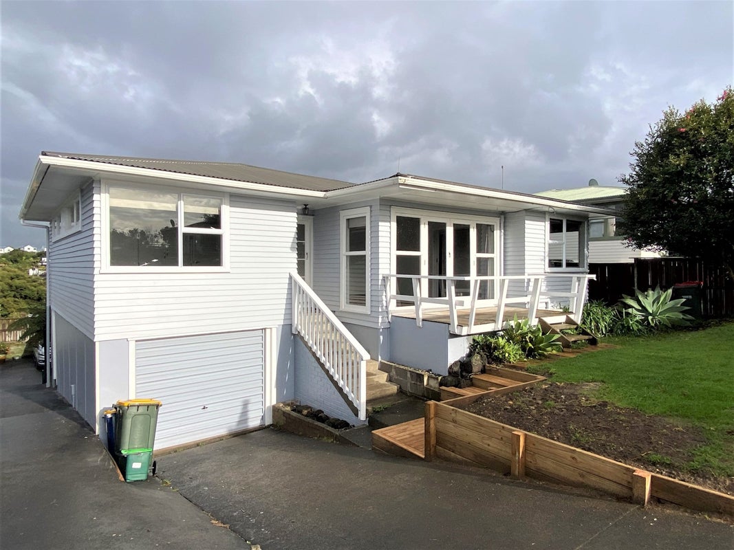 1/41 Sycamore Drive, Sunnynook, Auckland - Carousel 1