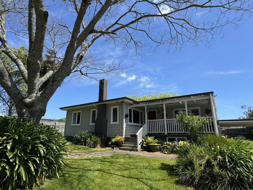 30A Hall Street, Kihikihi, Te Awamutu - Carousel 1