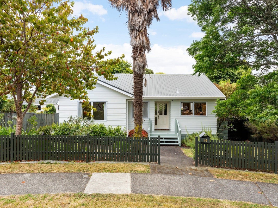 34 Cromwell Drive, Fitzroy, Hamilton - Carousel 1
