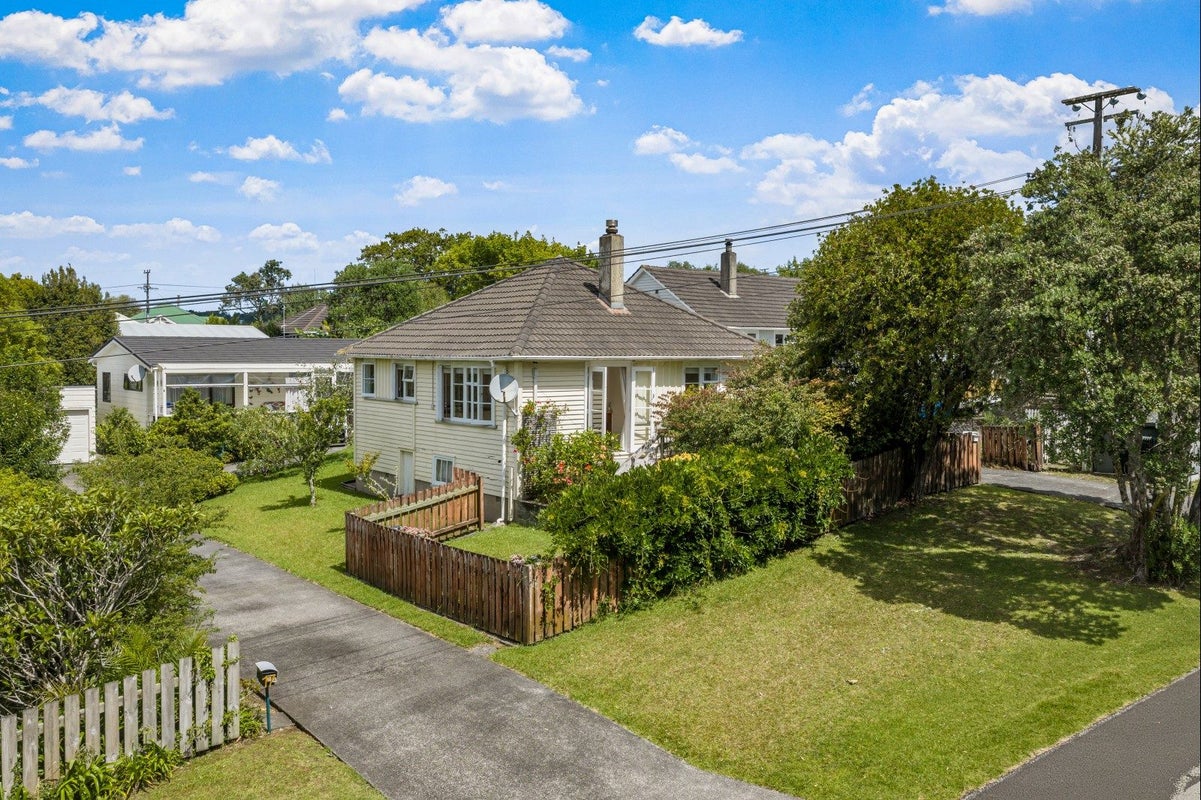17 Bertram Street, Warkworth, Warkworth - Carousel 1