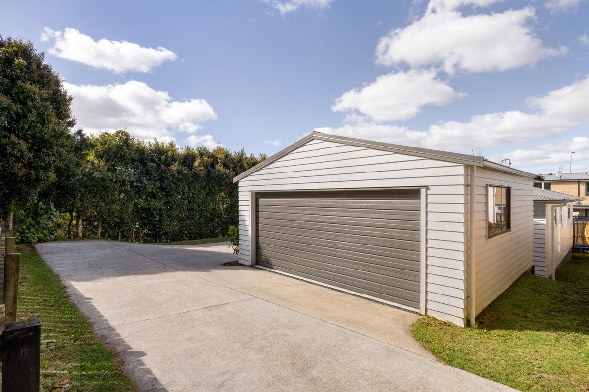18 Dhami Way, Gate Pa, Tauranga - Carousel 18