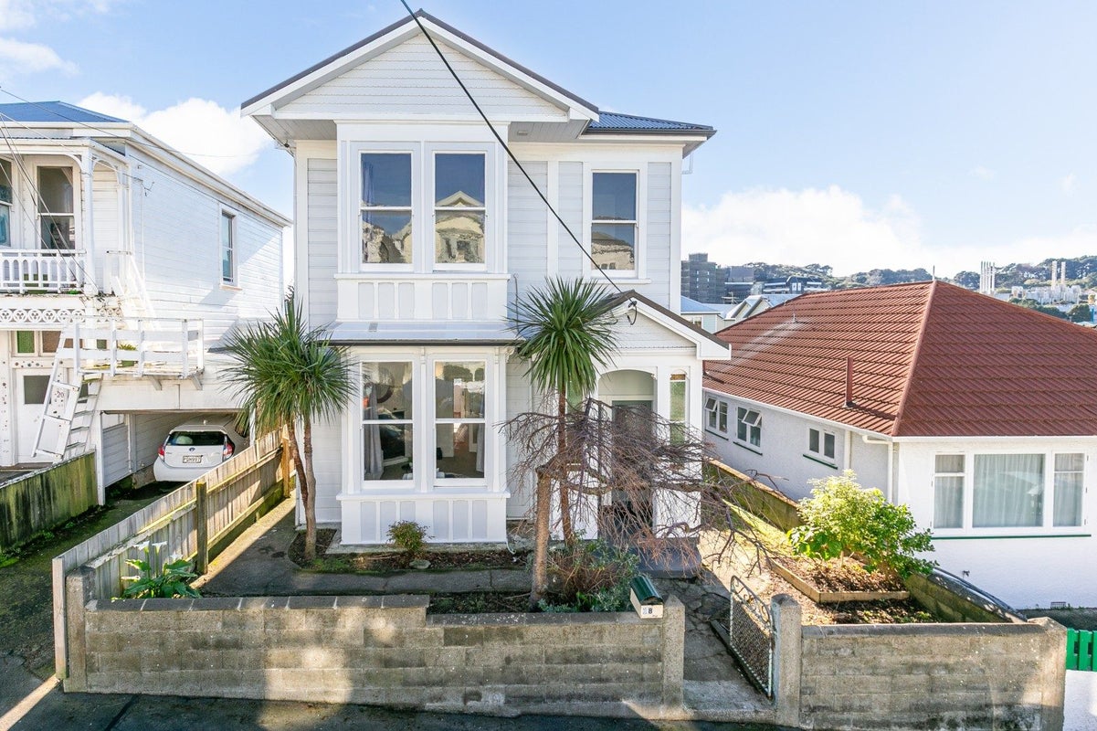 18 Colombo Street, Newtown, Wellington - Carousel 1