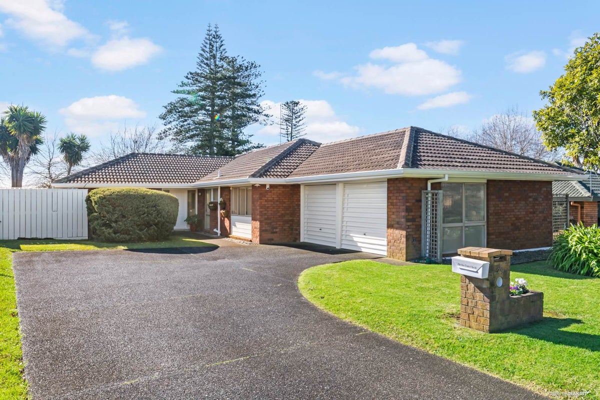 29 Orangewood Drive, Northpark, Auckland - Carousel 1