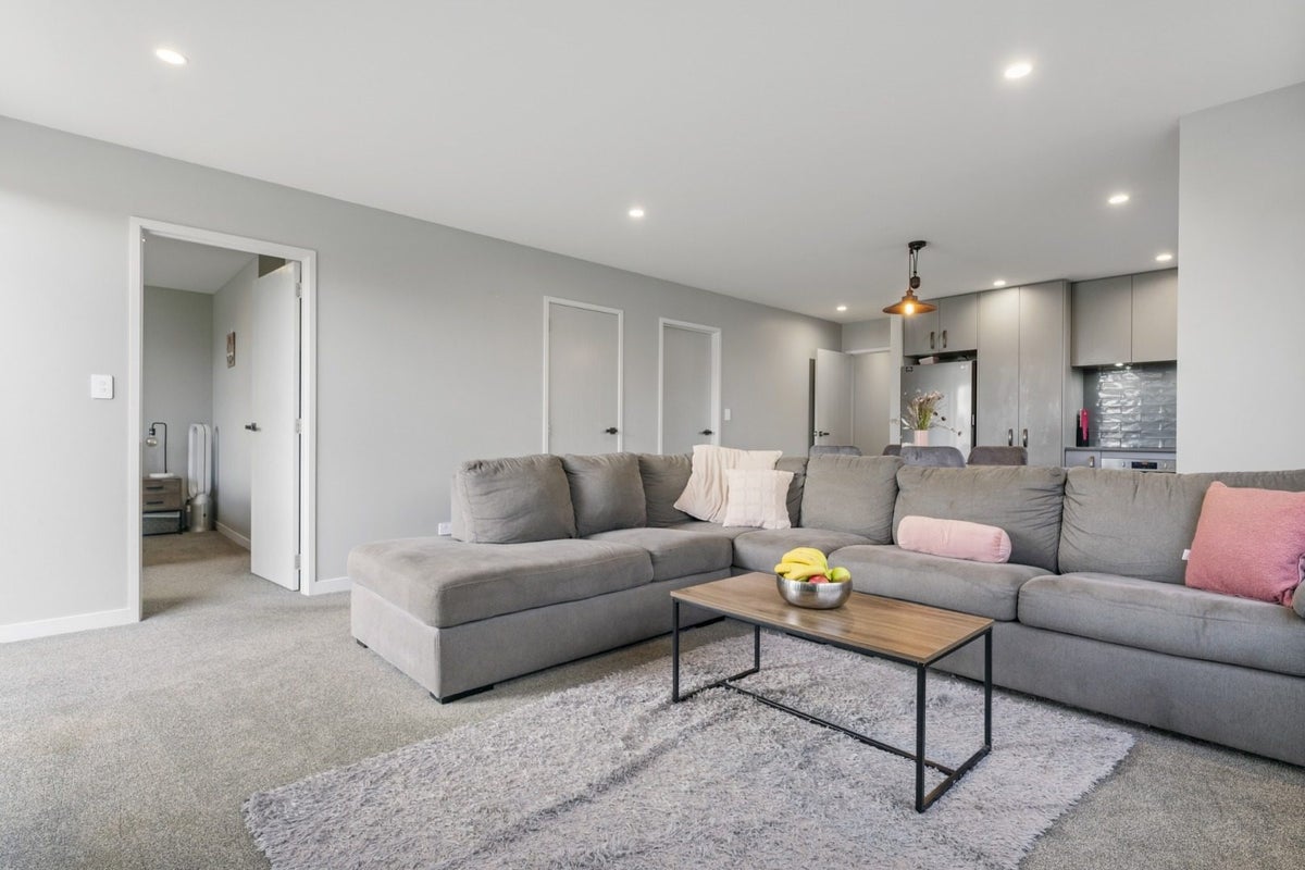 3 Rose Lane, Papamoa - Carousel 2