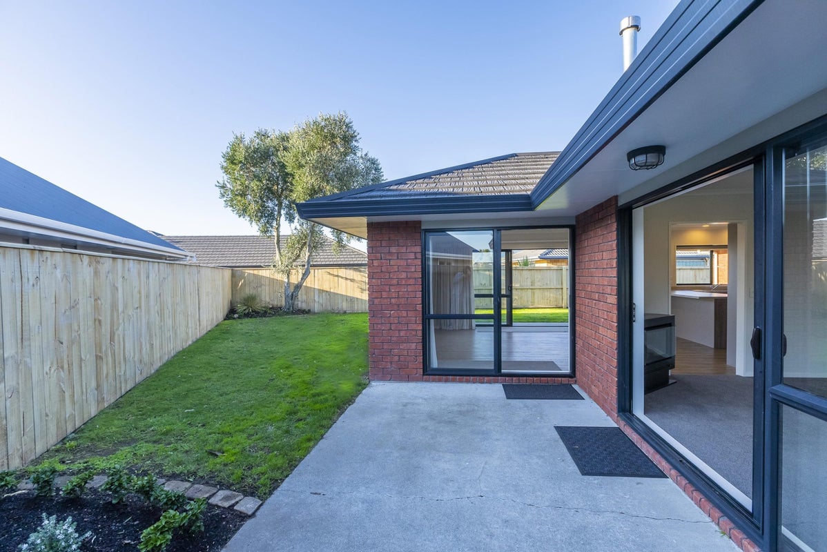 39 Consort Close, Paraparaumu Beach, Paraparaumu - Carousel 2