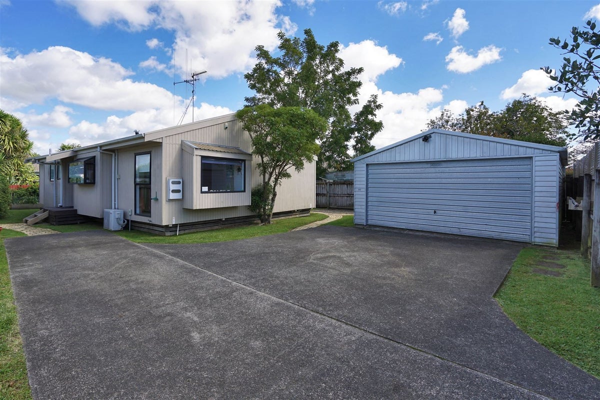 77A Nixon Street, Hamilton East, Hamilton - Carousel 1