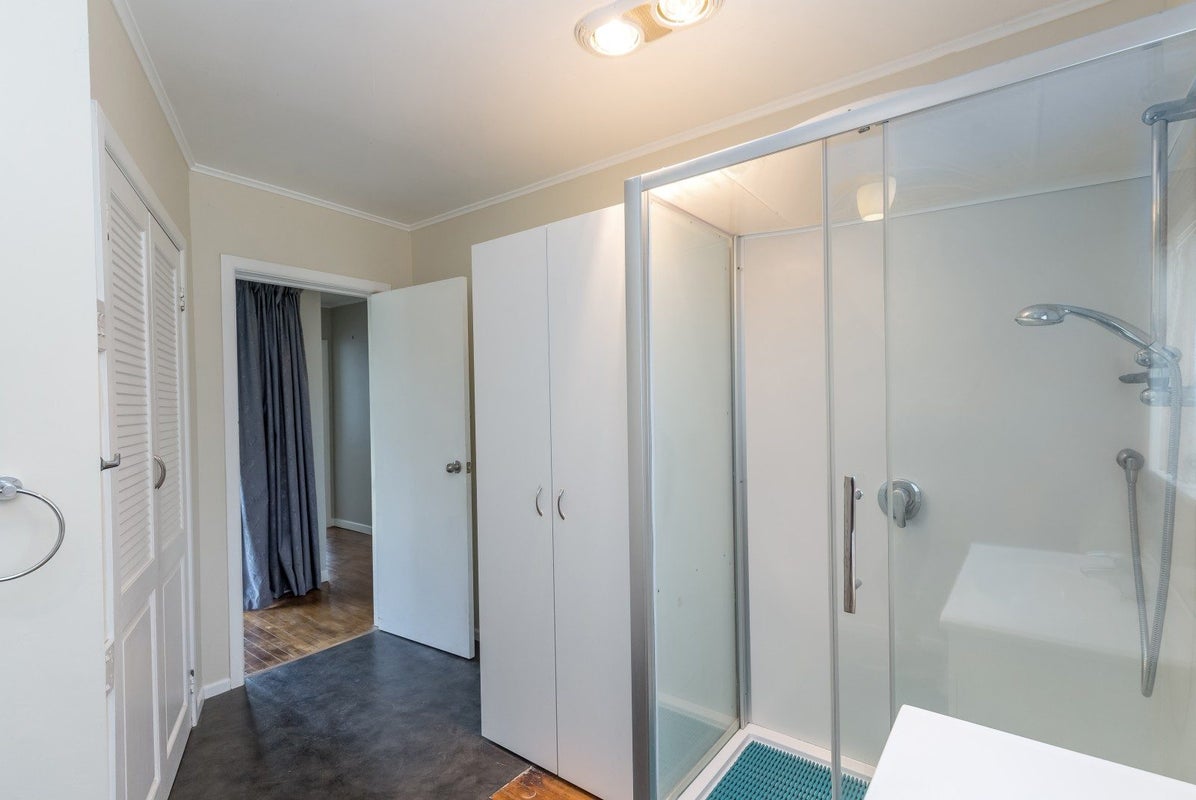 38 Wakefield Street, Featherston - Carousel 13