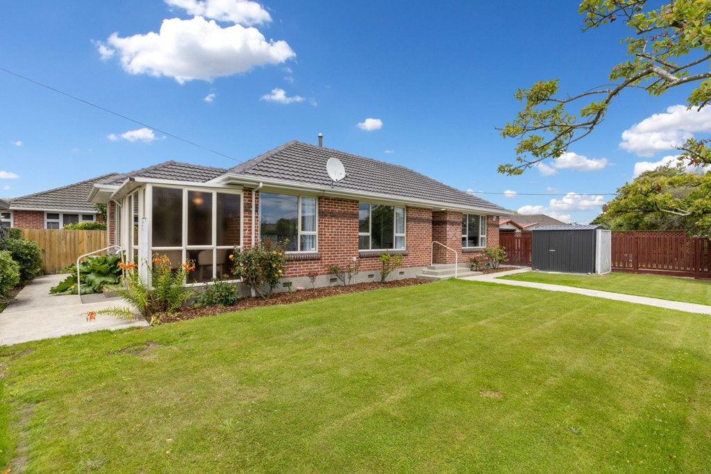 1/136 Harris Crescent, Papanui, Christchurch - Carousel 2